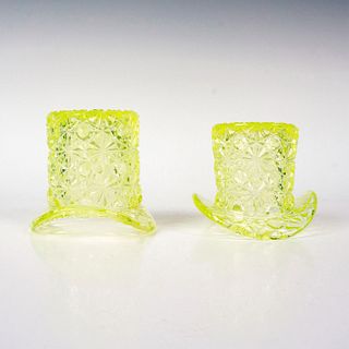 2pc Fenton Uranium Glass Hat Toppers, Daisy and Button