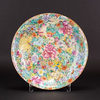 A CHINESE FAMILLER ROSE PORCELAIN 'FLOWER' PLATE, WITH SIX-CHARACTER 'QIAN LONG' MARK.