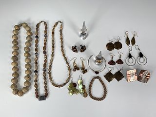 VINTAGE COPPER & ETHNIC STONE NECKLACE JEWELRY LOT