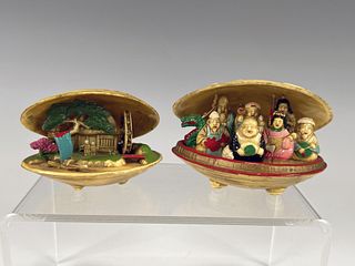 TWO CELLULOID CLAM SHELL DIORAMAS