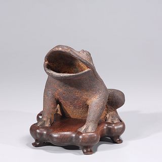 Chinese Antique Iron Frog
