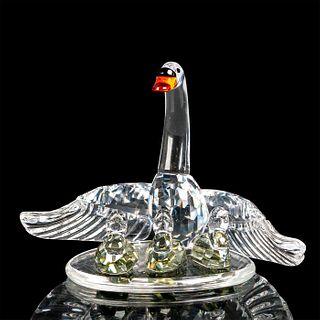Swarovski Crystal Figure, Swan Mother with Cygnets
