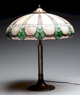 Jefferson Lamp Co. Lamp with Shade.