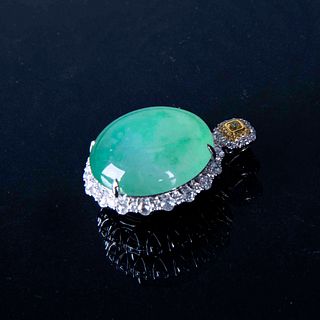 AN IMPERIAL GREEN JADEITE PENDANT, GIA CERTIFICATE