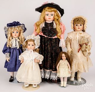 Group of contemporary dolls