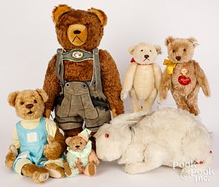 Group of contemporary teddy bears, etc.
