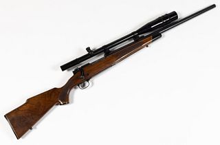 WINCHESTER MODEL 70 BOLT-ACTION RIFLE