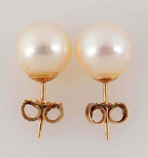 Pearl Earrings.