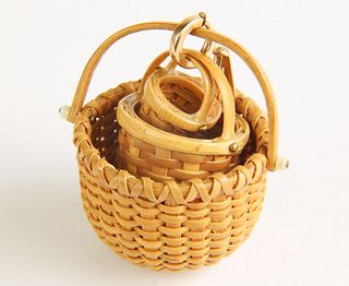 Vintage George Axt Nest Of Three Miniature Nantucket Baskets Necklace Pendant