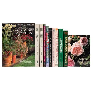 Complete Guide to Gardening / Old Roses and English Roses / Garden Shrubs and Their Histories / Gardening at Sissinghurst... Piezas: 11