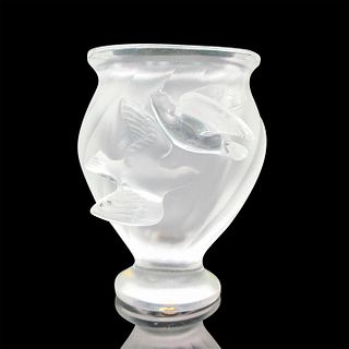 Lalique Crystal Rosine Frosted Bird Vase