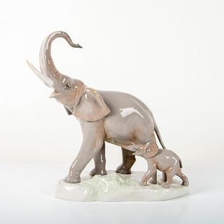 Lladro Porcelain Sculpture, Elephants 1001151 - Lladro Porcelain Figurine