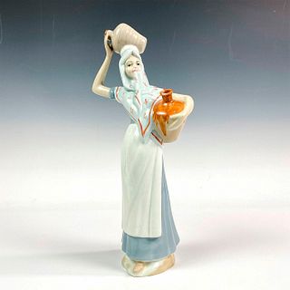 Casades Porcelain Woman Figurine