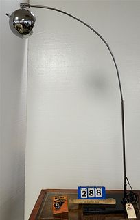 MODERN CHROME FLOOR LAMP 4'