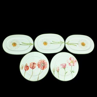 Five Villeroy & Boch "Flora" Porcelain Tableware