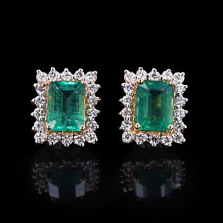 2.99ctw Emerald and 0.66ctw Diamond 18K Yellow Gold Earrings