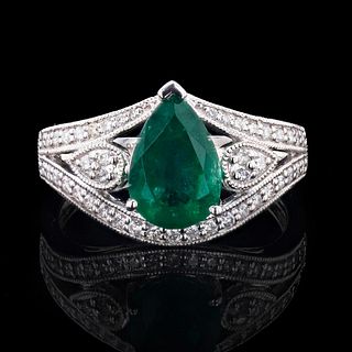2.27ct Emerald and 0.35ctw Diamond Platinum Ring