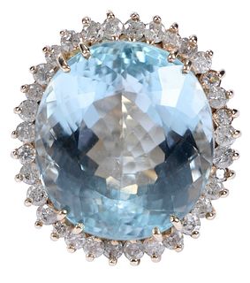 10kt. Aquamarine and Diamond Ring