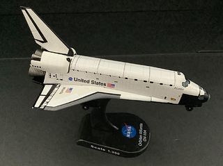NASA Space Shuttle ATLANTIS ORBITER OV 104  Diecast Metal Model
