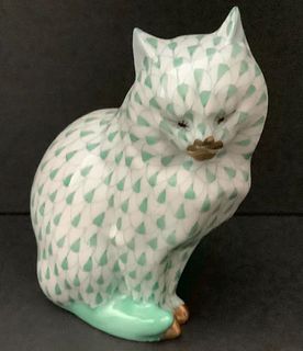 SIGNED HEREND FISHENT GREEN CAT FIGURINE