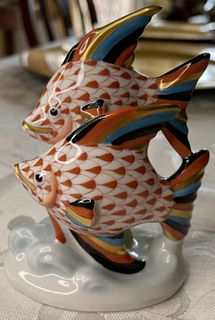 HEREND PORCELAIN SIGNED RUST Fishnet Hand-painted Angel Fish with 24k Accents