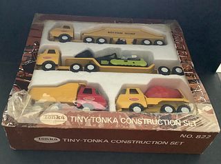 TINY-TONKA CONSTRUCTIO0N SET MINT WITH BOX #822