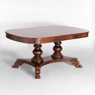 Antique Berkey & Gay Carved Flame Mahogany Extension Dining Table & Leaves c1930