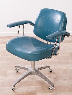 Takara Belmont Vinyl Upholstered Salon Chair