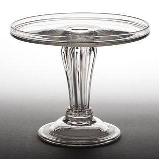 FREE-BLOWN AND PATTERN-MOLDED SALVER / CAKE STAND