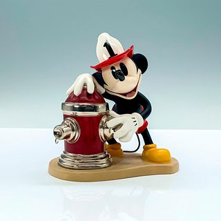 Walt Disney Classics Figurine, Fireman to the Rescue