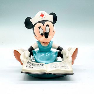 Walt Disney Classics Figurine, First Aiders Student Nurse Minnie