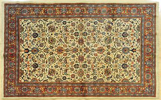 Sarouk carpet, 9' 10" x 7' 2".