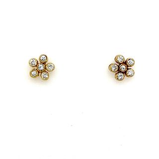 18k Flower Diamond Stud Earrings