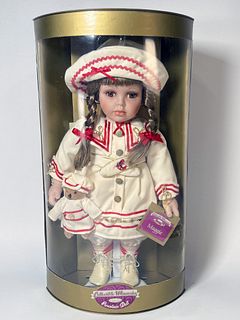 COLLECTIBLE MEMORIES PORCELAIN DOLL MAGGIE IN BOX