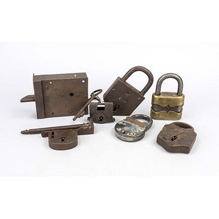 Mixed lot of old locks: 18th/19t