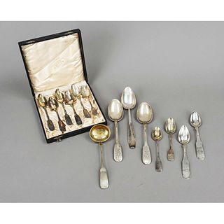 Mixed lot of spoons, 19th/20th