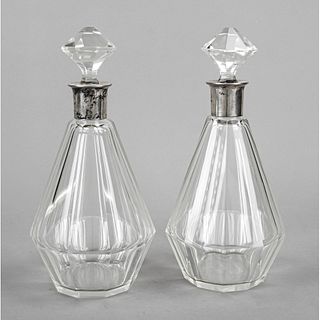 Pair of carafes with silver ne