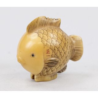 Fish netsuke, Japan, carving