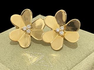 Van Cleef & Arpels Frivole earring Large model 18k yellow gold, Diamond.