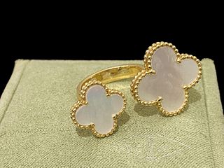 Van Cleef & Arpels Magic Alhambra Between the Finger Ring 18k yellow gold Mother-of-pearl Size 7