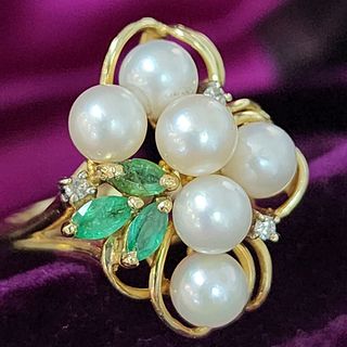 Circa 1980 Pearl, Emerald, and Diamond Ring