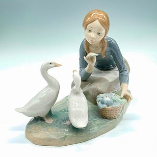 Feeding the Ducks 1004849 - Lladro Porcelain Figurine