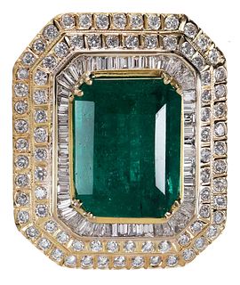 18kt. Natural Colombian Emerald and Diamond Brooch - GIA
