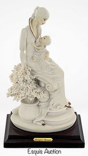 Giuseppe Armani- Maternity with Flowers Figurine