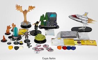 Heroclix Lot of Figurines and Accessories- Rings