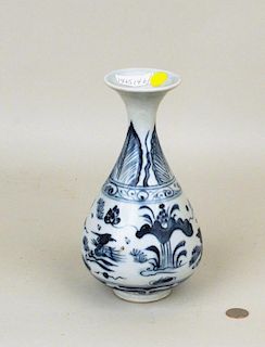 Chinese Yuhuchunping Blue & White Porcelain Vase