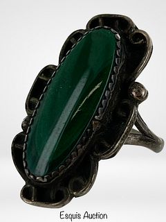 Native American Lady's Sterling & Malachite Ring