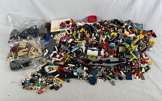 Large Lot of Lego Building Blocks- Star Wars