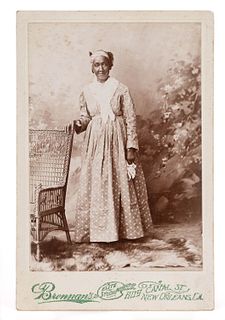 NEW ORLEANS AFRICAN-AMERICAN FEMALE PORTRAIT CABINET PHOTOGRAPH