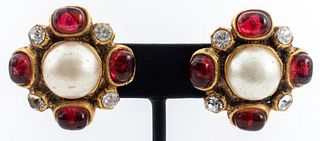 Vintage Chanel Runway Faux Pearl Clip Earrings